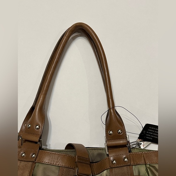 DKNY Tote Handbag - Picture 10 of 11